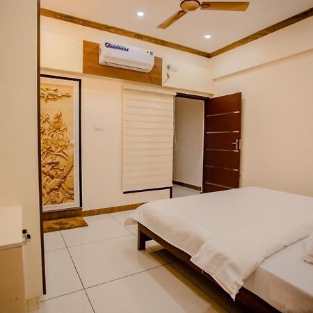 Kv By Halcyon Traveltech Apartment Anachal Exterior photo
