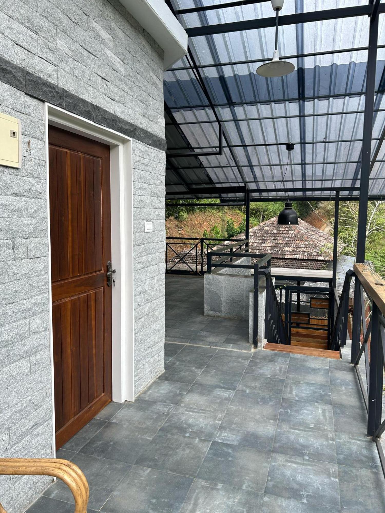 Kv By Halcyon Traveltech Apartment Anachal Exterior photo