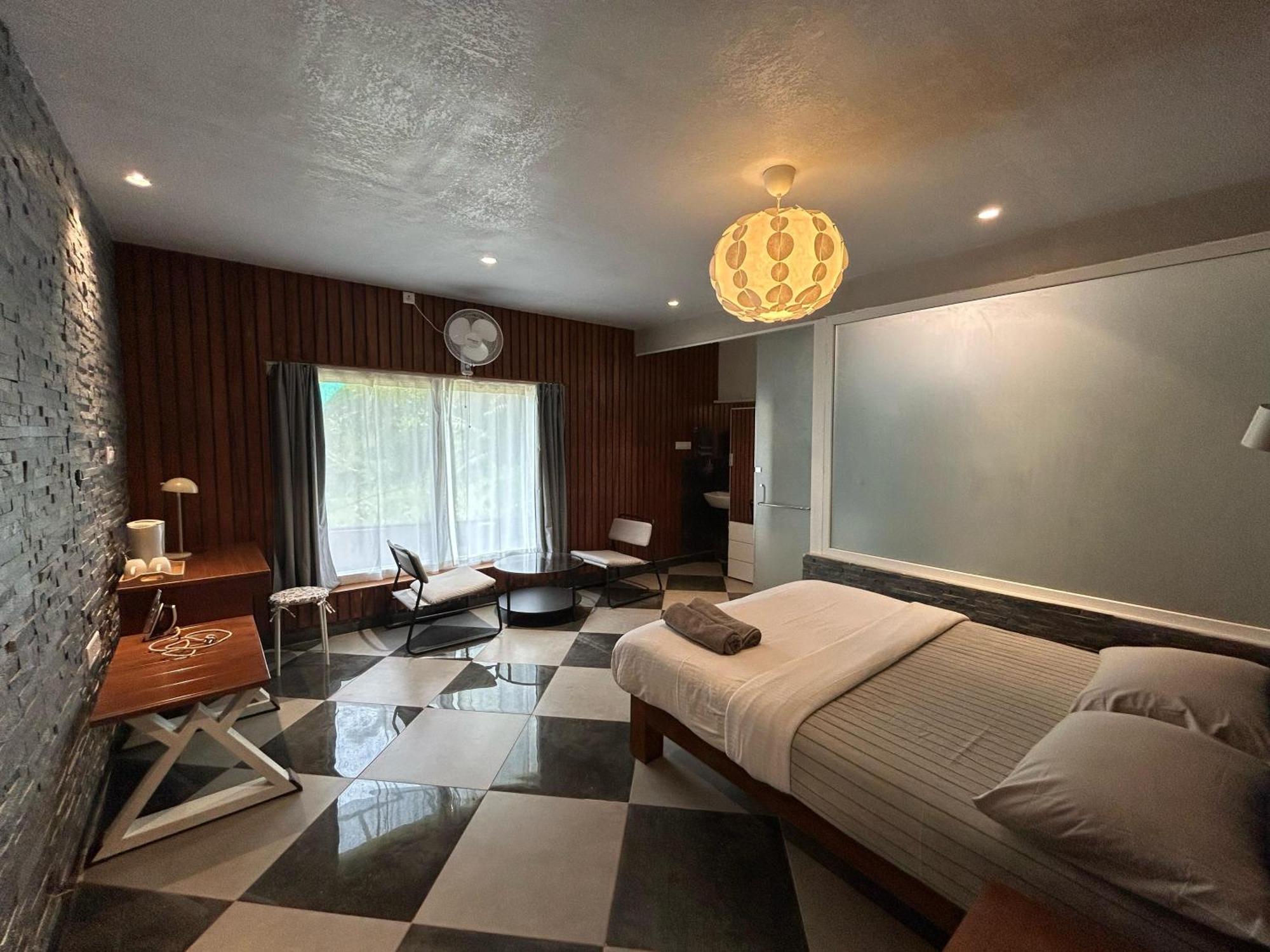 Kv By Halcyon Traveltech Apartment Anachal Exterior photo